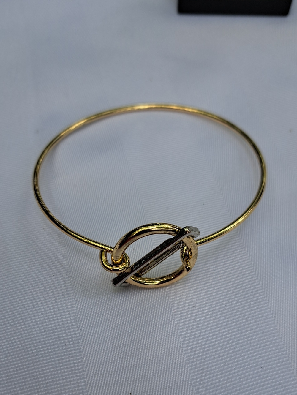Gold Tone Toggle Circle Bangle Bracelet